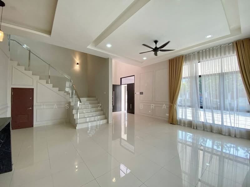 Rumah Berkembar untuk Disewa di Taman Melawati (Ulu Kelang) - Hasniza Ibrahim - Living Room - PropertyGuru.com.my