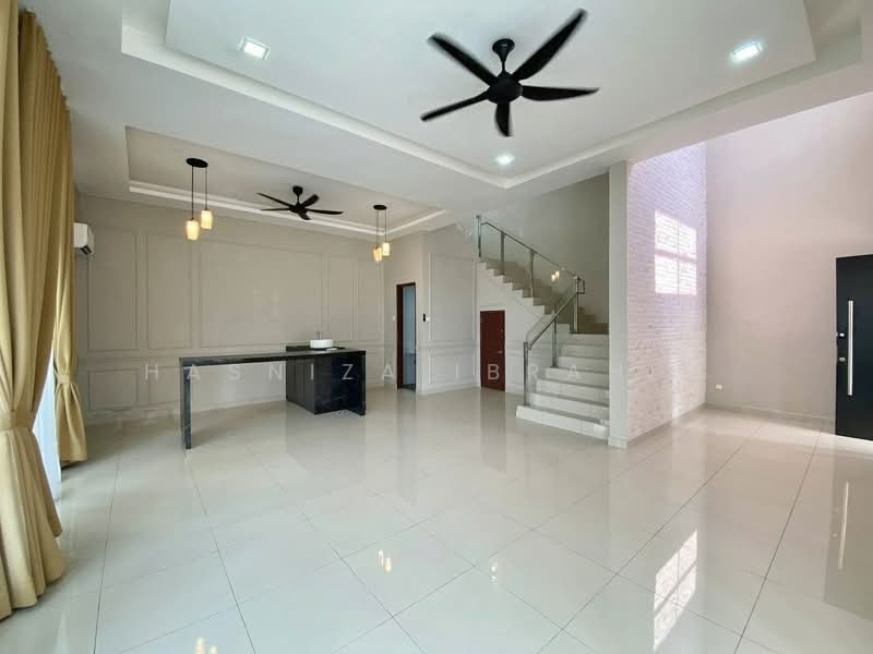 Rumah Berkembar untuk Disewa di Taman Melawati (Ulu Kelang) - Hasniza Ibrahim - Living Room - PropertyGuru.com.my