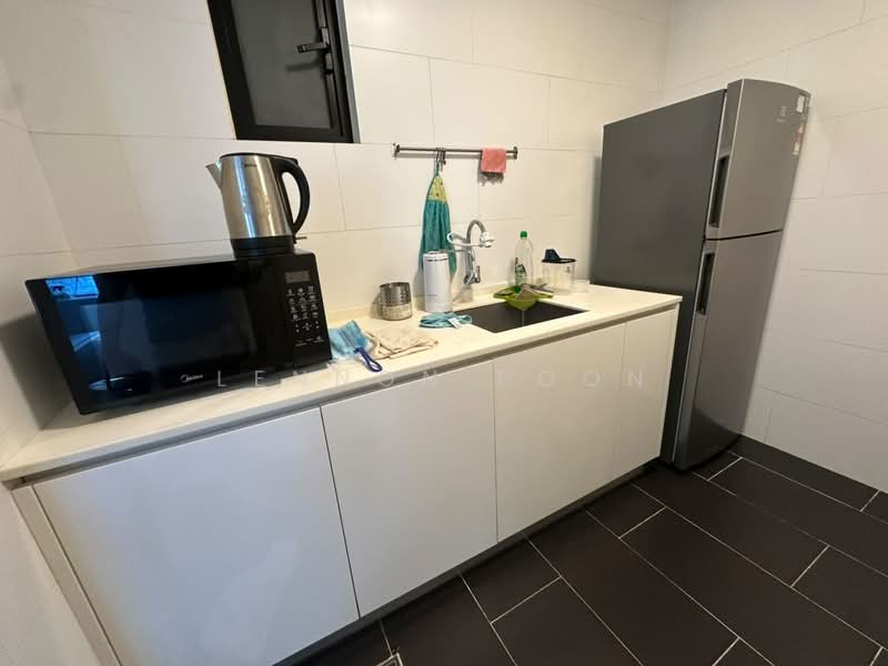 Service Residence for Rent at SqWhere Service Apartments - Lennon Poon - Kitchen - PropertyGuru.com.my