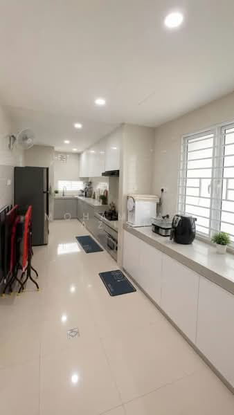 2.5-storey Terraced House for Sale in Bera (Pahang) - Mohammad Azizi - Kitchen - PropertyGuru.com.my