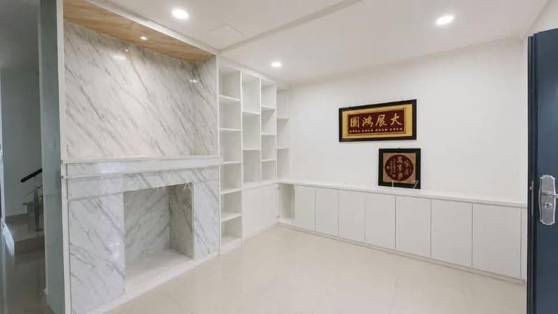 2.5-storey Terraced House for Sale in Bera (Pahang) - Mohammad Azizi - Living Room - PropertyGuru.com.my