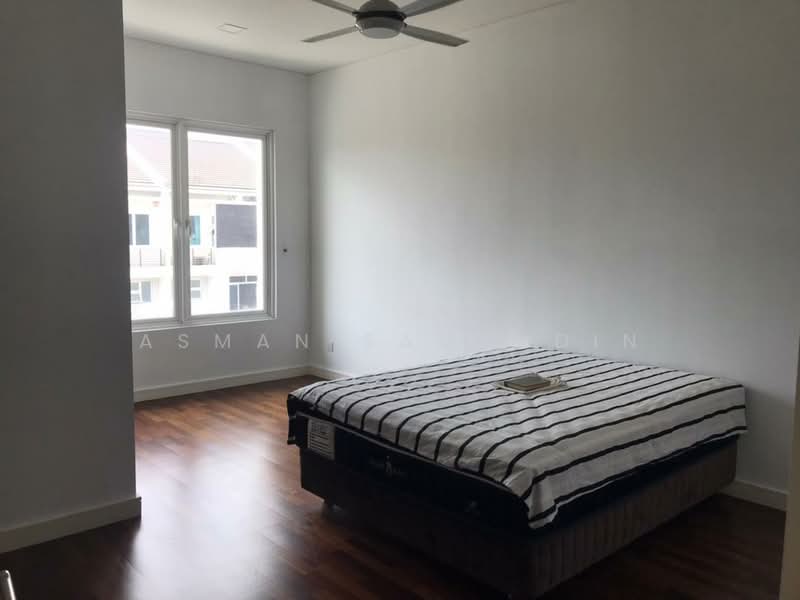 Rumah Teres 3-Tingkat untuk Disewa di Bukit Jelutong (Shah Alam) - Asman Samsudin - Bedroom - PropertyGuru.com.my