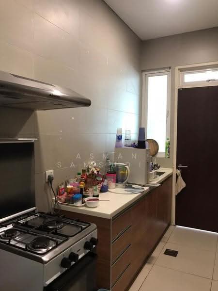 Rumah Teres 3-Tingkat untuk Disewa di Bukit Jelutong (Shah Alam) - Asman Samsudin - Kitchen - PropertyGuru.com.my