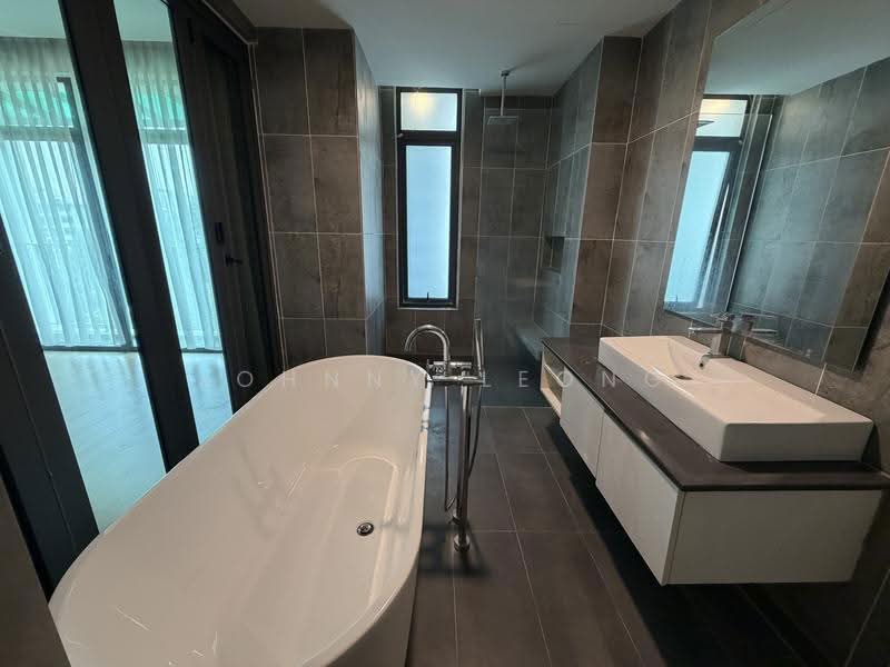 Banglo Pautan untuk Disewa di Cyber 9 (Cyberjaya) - Johnny Leong - Bathroom - PropertyGuru.com.my