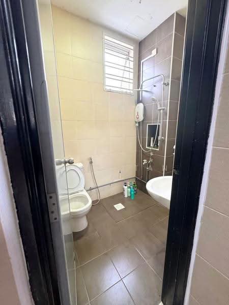 Rumah Teres 2-Tingkat untuk Dijual di Taman Dato' Chellam (Ulu Tiram) - Terry Tan - Bathroom - PropertyGuru.com.my