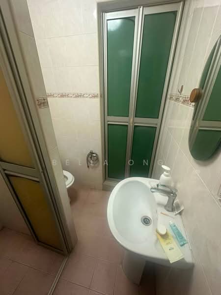 Rumah Teres 2-Tingkat untuk Disewa di Taman Melodies (Johor Bahru) - Bella Ong - Bathroom - PropertyGuru.com.my