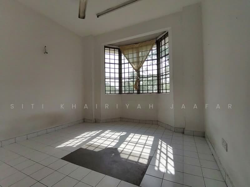 Apartment for Sale at Baiduri Apartment - SITI KHAIRIYAH JAAFAR - Interior - PropertyGuru.com.my