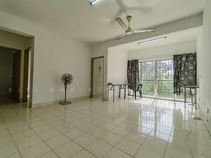 Apartment for Sale at Baiduri Apartment - SITI KHAIRIYAH JAAFAR - Living Room - PropertyGuru.com.my