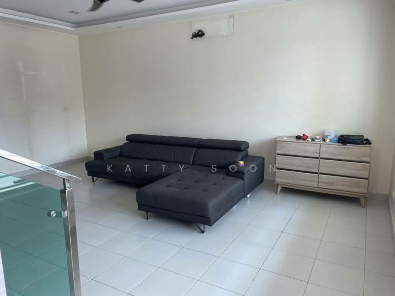 Rumah Teres 2-Tingkat untuk Dijual di Bandar Teknologi Kajang (Kajang) - Katty Soon - Living Room - PropertyGuru.com.my