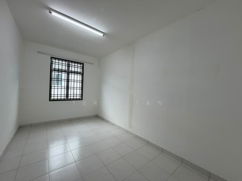 Rumah Teres 2-Tingkat untuk Dijual di Taman Scientex Kulai (Sedenak) - Terry Tan - Interior - PropertyGuru.com.my