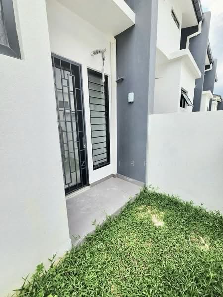 Rumah Teres 2-Tingkat untuk Disewa di Elmina (Shah Alam) - Hasniza Ibrahim - Exterior - PropertyGuru.com.my