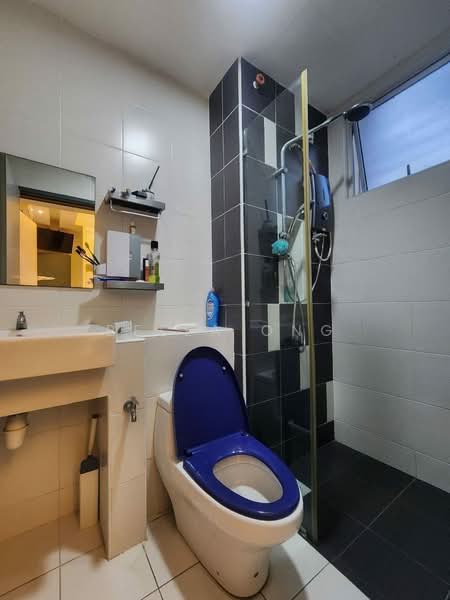 Service Residence for Rent at D'Ambience Residences (Pangsapuri Ikatan Flora) - Bella Ong - Bathroom - PropertyGuru.com.my