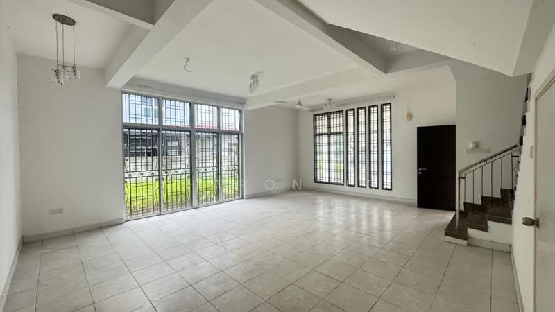 Semi-Detached House for Sale in Taman Perling (Perling) - Sharon Ng - Living Room - PropertyGuru.com.my