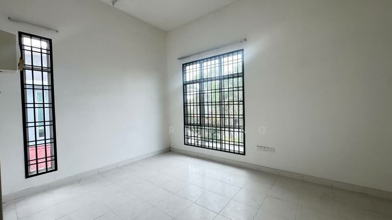 Semi-Detached House for Sale in Taman Perling (Perling) - Sharon Ng - Interior - PropertyGuru.com.my
