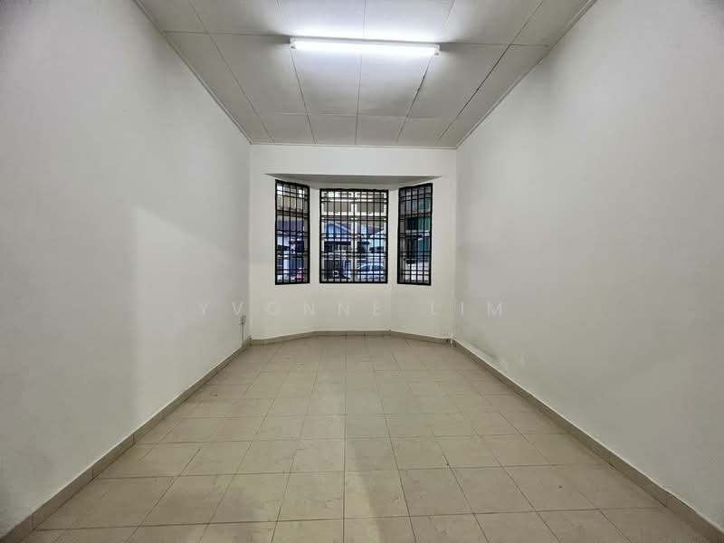 1-storey Terraced House for Sale in Bandar Putra (Kulai) - Yvonne Lim - PropertyGuru.com.my