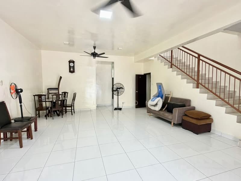 Rumah Teres 2-Tingkat untuk Disewa di Taman Dato Onn (Johor Bahru) - Bella Ong - PropertyGuru.com.my