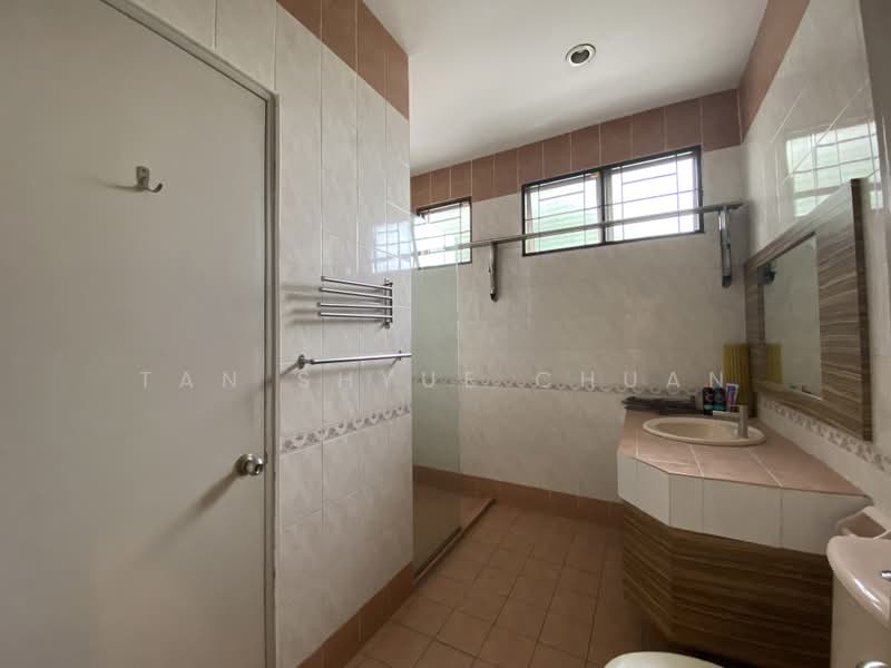 Rumah Teres 2-Tingkat untuk Dijual di Pju 1a (Ara Damansara) - Tan Shyue Chuan - Bathroom - PropertyGuru.com.my