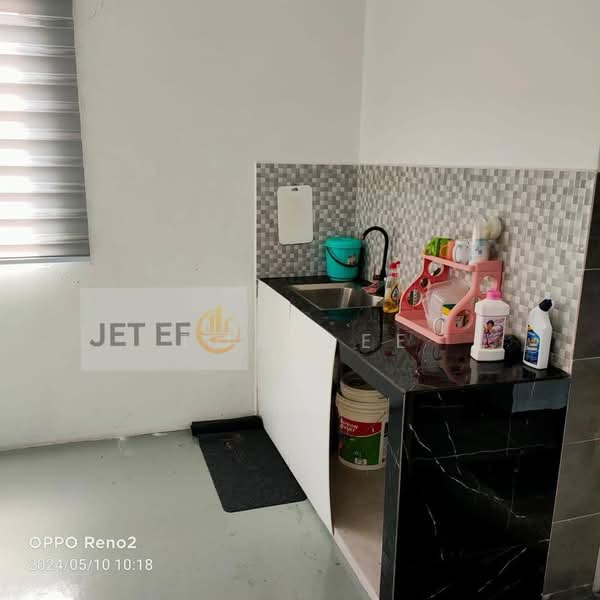Shop for Sale in Klang (Selangor) - Tom Lee - Kitchen - PropertyGuru.com.my