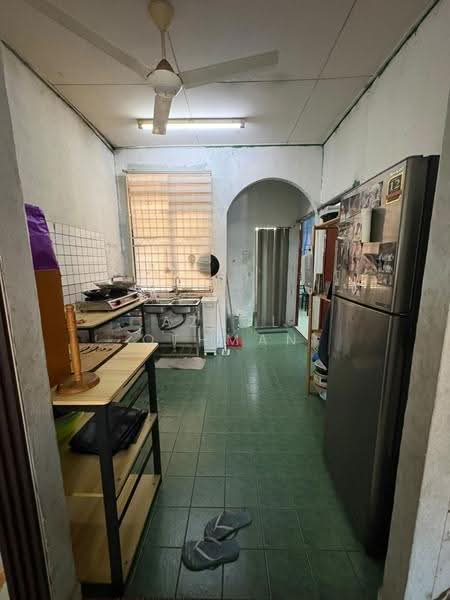 Rumah Teres 1-Tingkat untuk Dijual di Taman Panchor Jaya (Paroi) - Azrul Othman - Kitchen - PropertyGuru.com.my