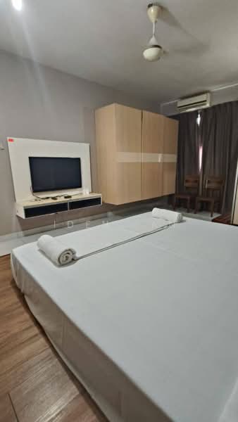 Service Residence for Sale at Tebrau City Residences - Iden Tan - Bedroom - PropertyGuru.com.my