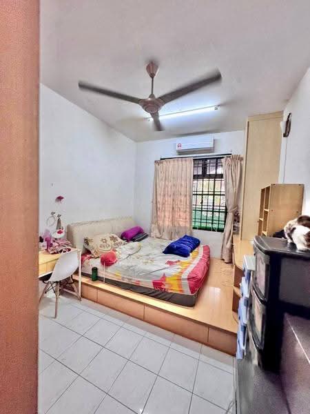1.5-storey Terraced House for Sale in Taman Pelangi Indah (Ulu Tiram) - Nico Chong - Bedroom - PropertyGuru.com.my