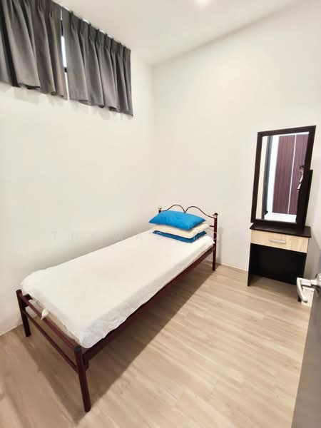 Kediaman Servis untuk Disewa di The Podium - Thomas Tong - Bedroom - PropertyGuru.com.my