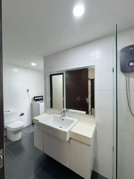 Service Residence for Rent at V@SUMMERPLACE - Peggie Chua - Bathroom - PropertyGuru.com.my