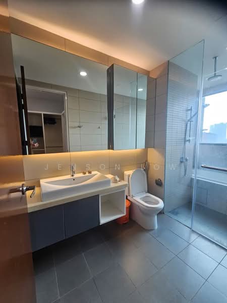 Kediaman Servis untuk Disewa di Setia SKY Residences - Jenson Low - Bathroom - PropertyGuru.com.my