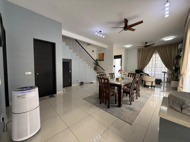 Semi-Detached House for Sale in Eco Majestic (Semenyih) - Tim Pang - Living Room - PropertyGuru.com.my