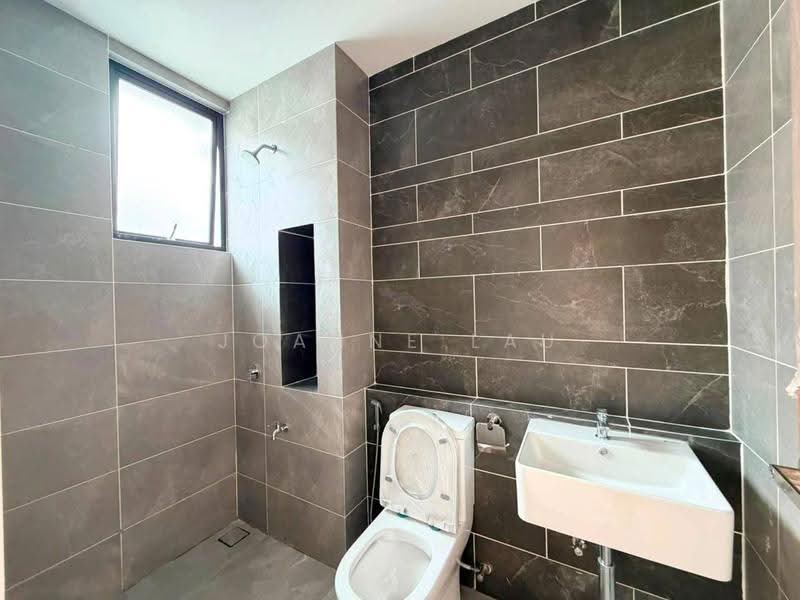 Rumah Teres 2-Tingkat untuk Dijual di Johor Bahru (Johor) - Joanne Lau - Bathroom - PropertyGuru.com.my