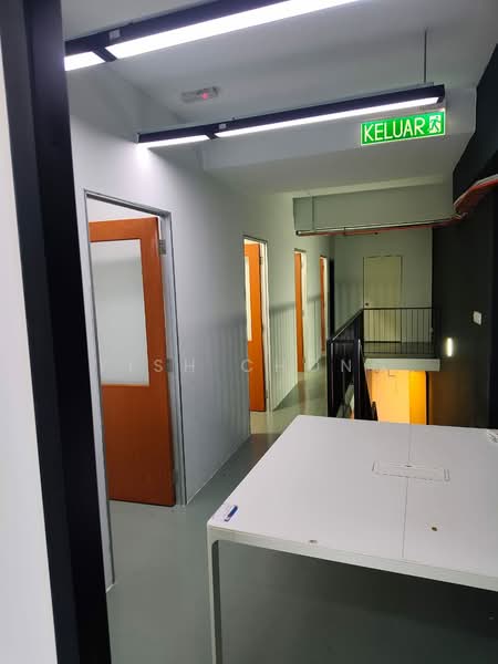 Factory for Rent in Taman Sains Selangor (Kota Damansara) - Fish Chong - Corridor - PropertyGuru.com.my