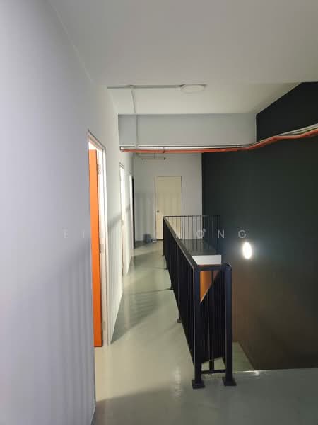 Factory for Rent in Taman Sains Selangor (Kota Damansara) - Fish Chong - Corridor - PropertyGuru.com.my