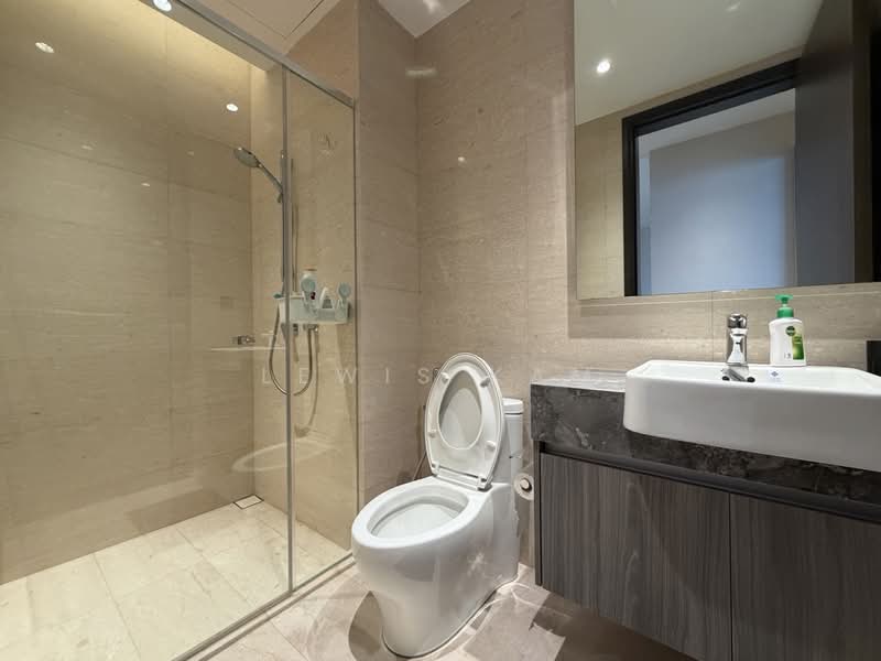 Kediaman Servis untuk Dijual di Marriott Residence @ Gurney - Lewis Kam - Bathroom - PropertyGuru.com.my
