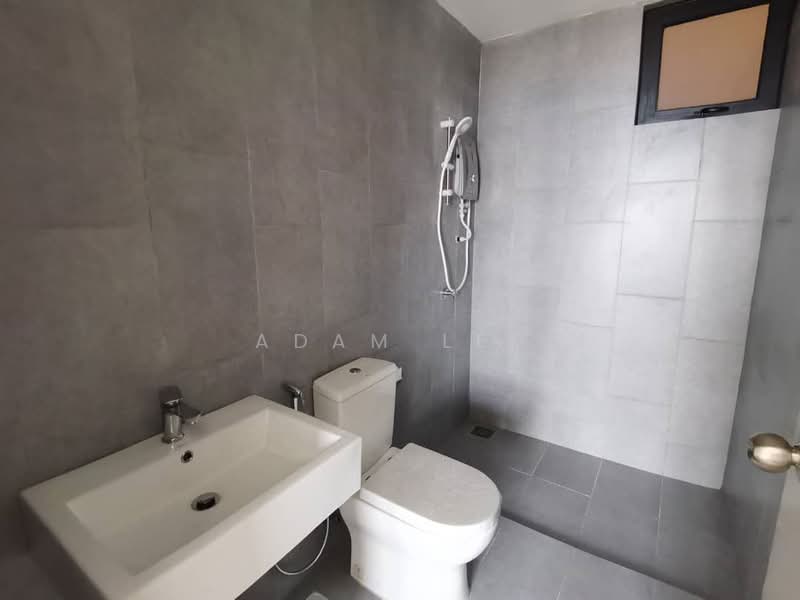 Service Residence for Sale at M Vertica - Adam Lee - Bathroom - PropertyGuru.com.my