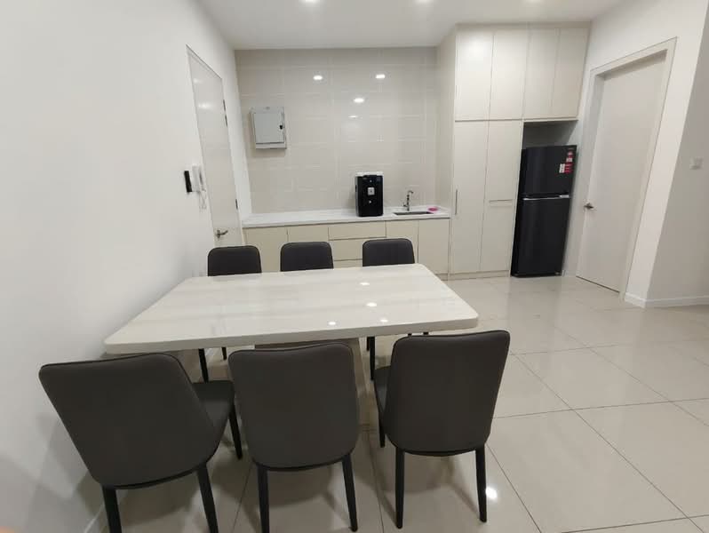 Condominium for Rent at The Maple Residences - Kim Ling - Dining Room - PropertyGuru.com.my