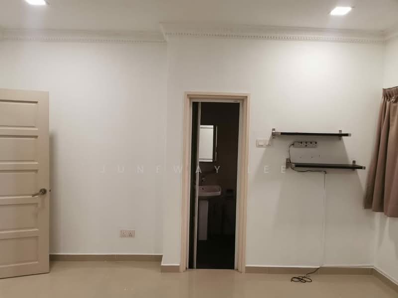 2-storey Terraced House for Sale in Taman Kelana Idaman (Ara Damansara) - Juneway Lee - Interior - PropertyGuru.com.my