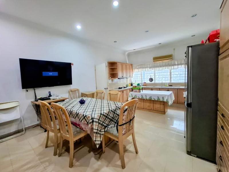 Bungalow House untuk Dijual di Tanjung Bungah (Penang) - John Teh - Kitchen - PropertyGuru.com.my