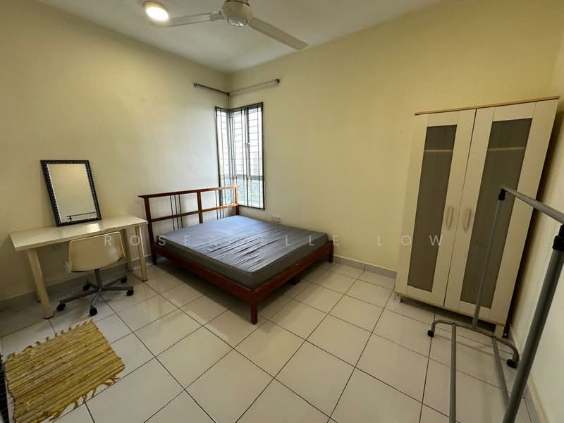 Kondominium untuk Dijual di Cyberia Crescent 2 - Roseabelle Low - Bedroom - PropertyGuru.com.my