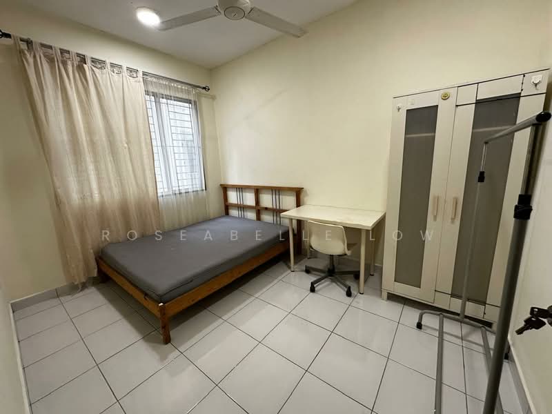 Kondominium untuk Dijual di Cyberia Crescent 2 - Roseabelle Low - Bedroom - PropertyGuru.com.my