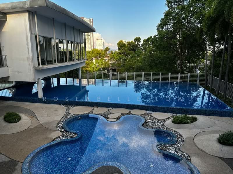 Kondominium untuk Dijual di Cyberia Crescent 2 - Roseabelle Low - Exterior - PropertyGuru.com.my