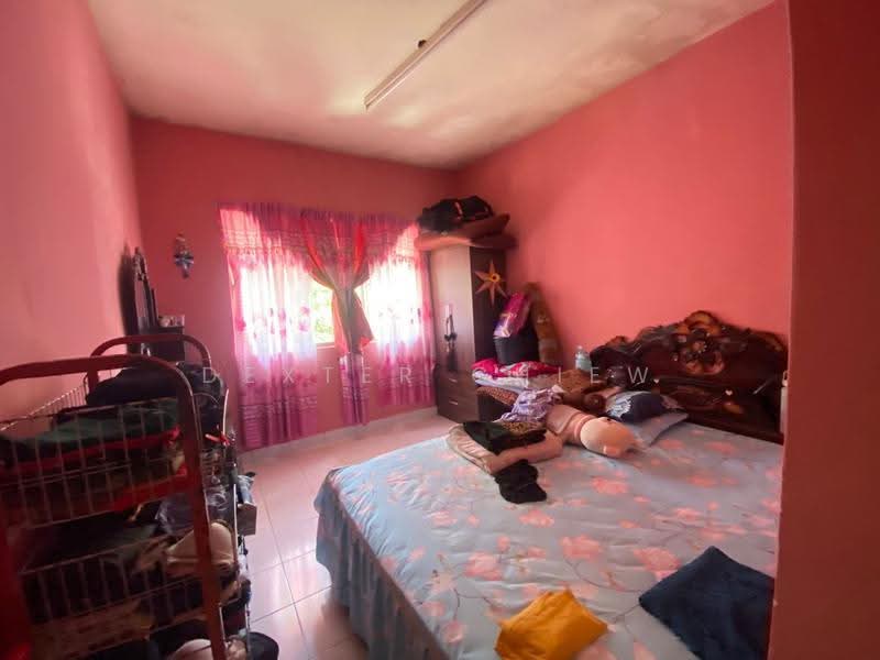 Apartment for Sale at Taman Bunga Raya, Bukit Beruntung - Dexter Chiew - Bedroom - PropertyGuru.com.my