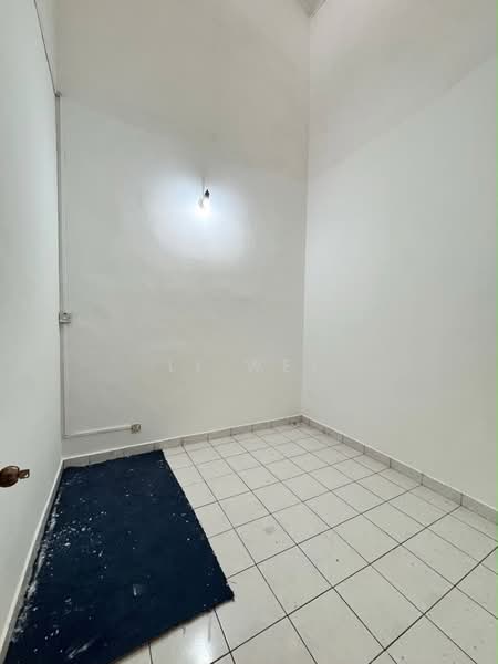 1.5-storey Terraced House for Rent in Taman Molek (Johor Bahru) - Li Wei - Interior - PropertyGuru.com.my