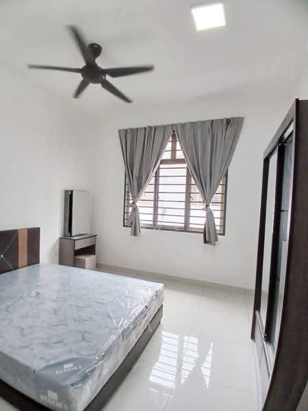 Rumah Teres 2-Tingkat untuk Disewa di Skudai (Johor) - Li Wei - Bedroom - PropertyGuru.com.my