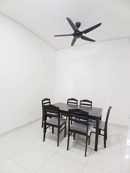 Rumah Teres 2-Tingkat untuk Disewa di Skudai (Johor) - Li Wei - Dining Room - PropertyGuru.com.my