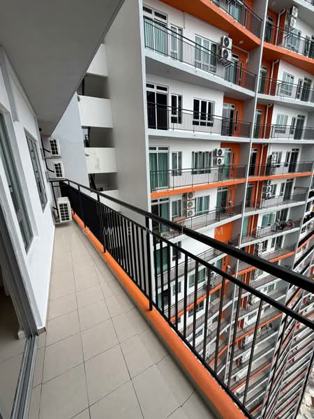 Kediaman Servis untuk Disewa di One 49 Residence - Gwen Lim - Balcony - PropertyGuru.com.my