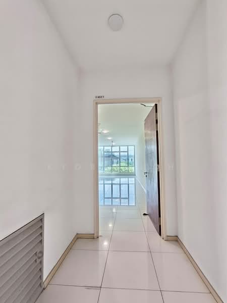 Kondominium untuk Disewa di The Seed Taman Sutera Utama - Kyoris Loh - Entrance - PropertyGuru.com.my