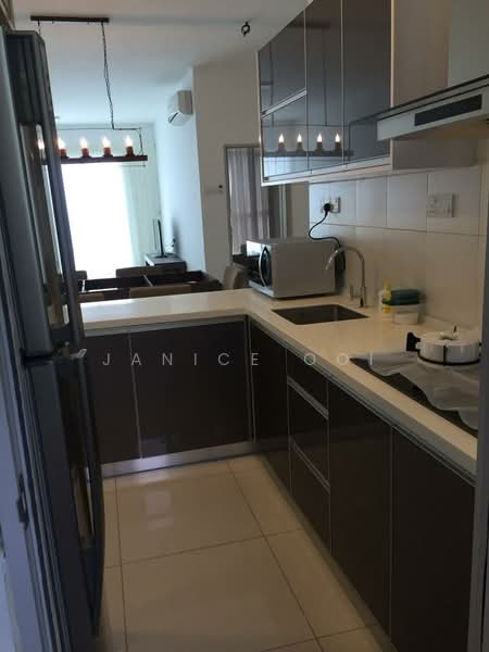 Kondominium untuk Disewa di 10 Island Resort - Janice Ooi - Kitchen - PropertyGuru.com.my