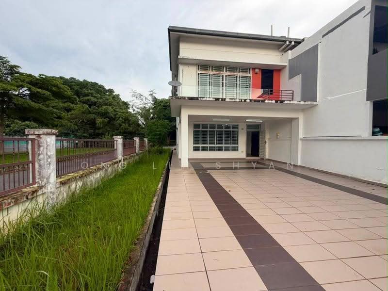2-storey Terraced House for Sale in Bandar Uda Utama (Johor Bahru) - Ong Lih Shyan - Exterior - PropertyGuru.com.my