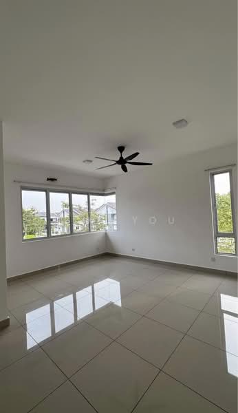 Rumah Teres 2-Tingkat untuk Disewa di Telok Panglima Garang (Selangor) - Miki You - Living Room - PropertyGuru.com.my