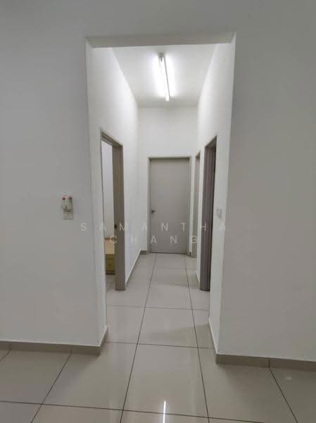 Kondominium untuk Disewa di Residensi Rampai (The Parc Tower) - Samantha Chang - Corridor - PropertyGuru.com.my